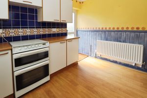 SAMSONS ROAD- click for photo gallery